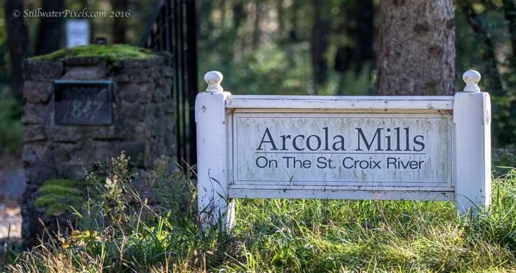 Arcola Mills Sign